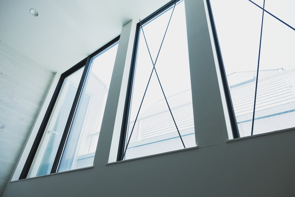 自然光を味方につける!店舗設計で活かす9つの採光デザイン手法