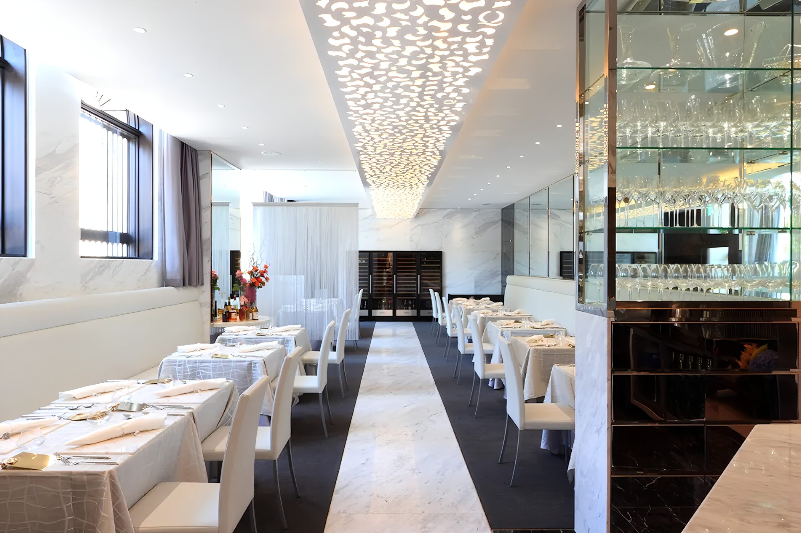 大阪 イタリアンレストラン 内装デザイン