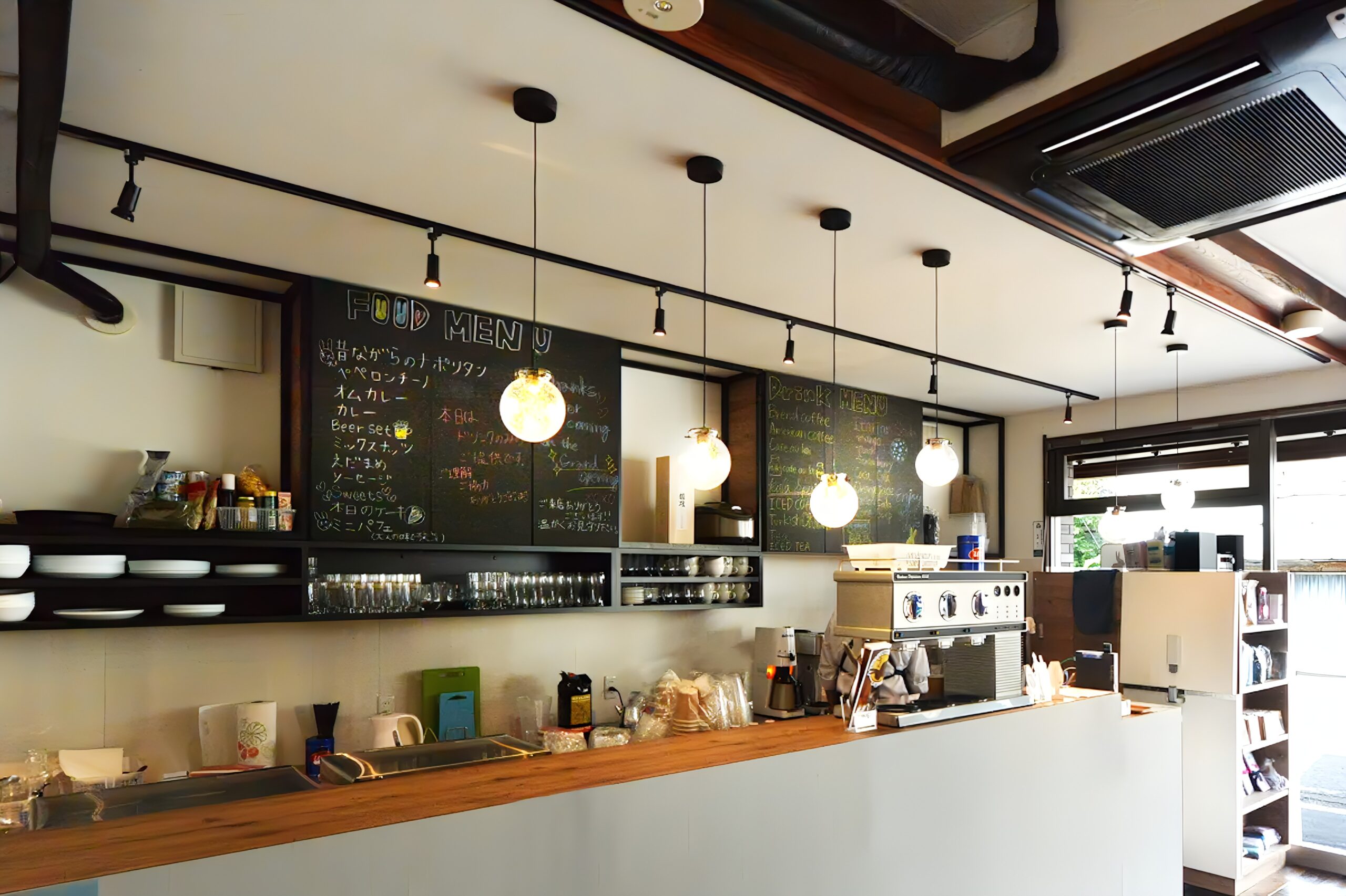 カフェ 内装デザイン