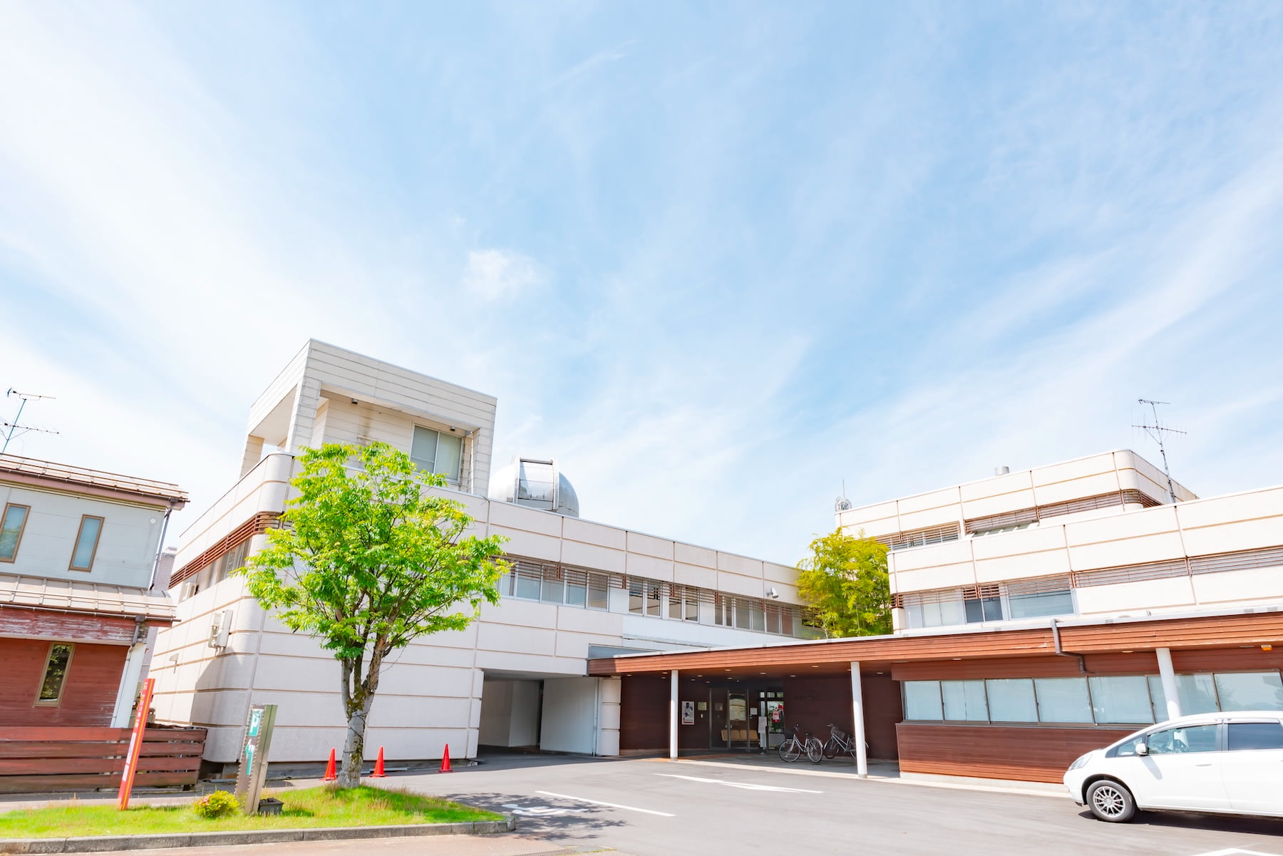 病院建築のガイドラインとは？ユニバーサルデザインの7原則について解説