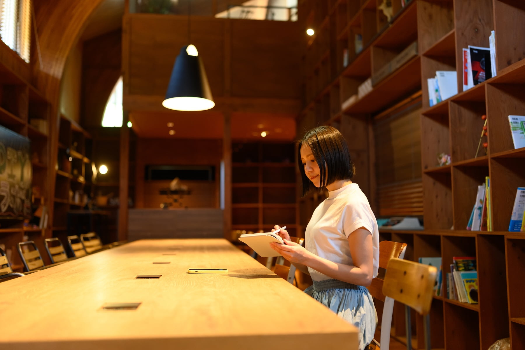 ブックカフェ内装の基本