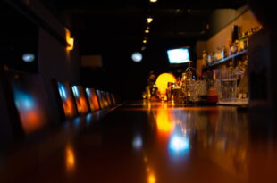 ラウンジの内装が顧客体験を向上させる！設計デザインが与える顧客満足度について解説