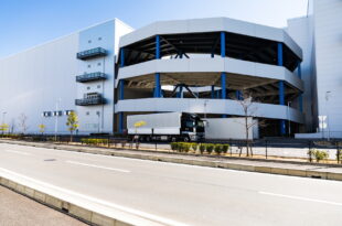 大型倉庫の建設に関わる法律や相場費用について解説