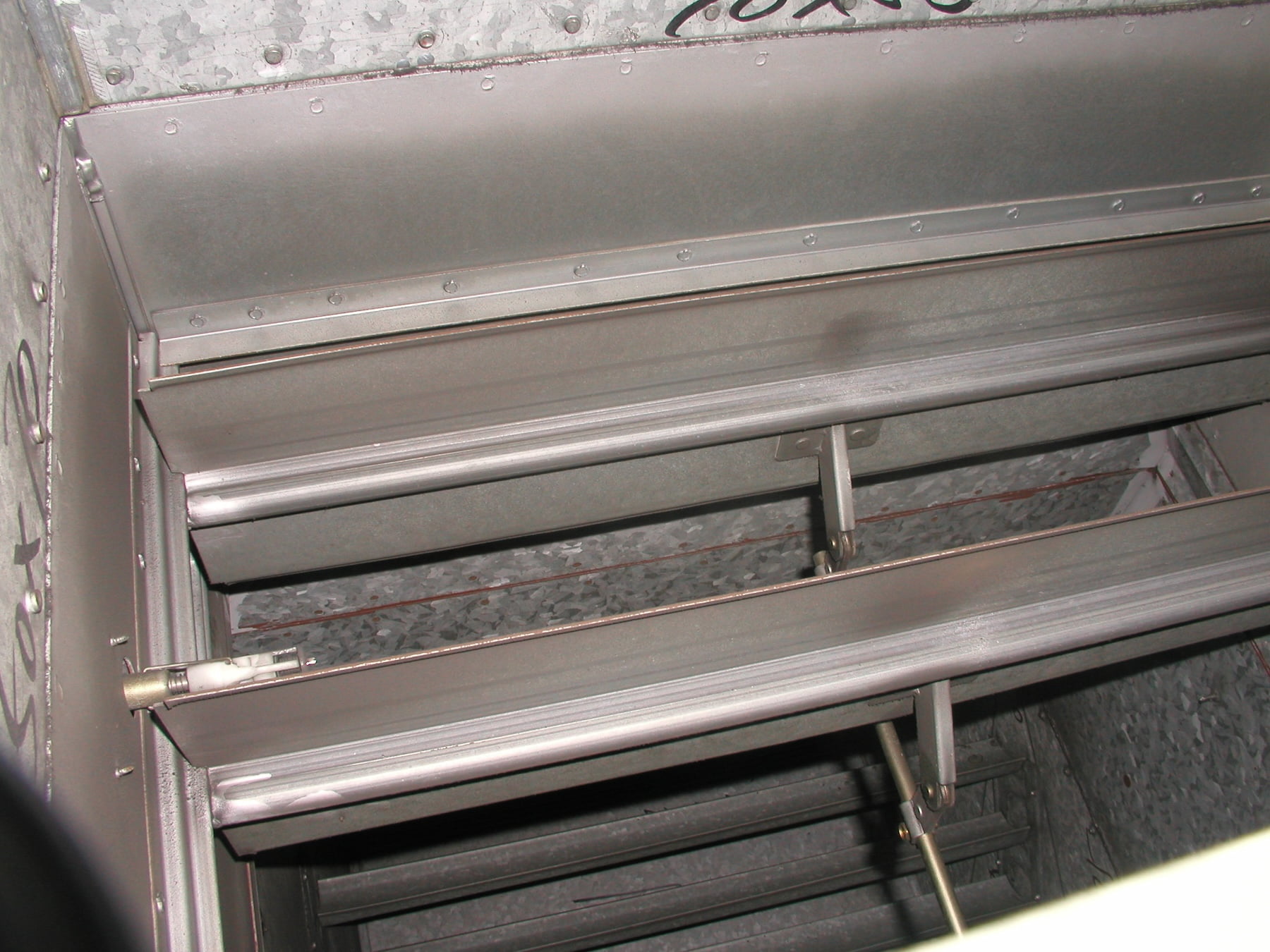 防火ダンパーとは？設置の基準・義務と点検基準について解説