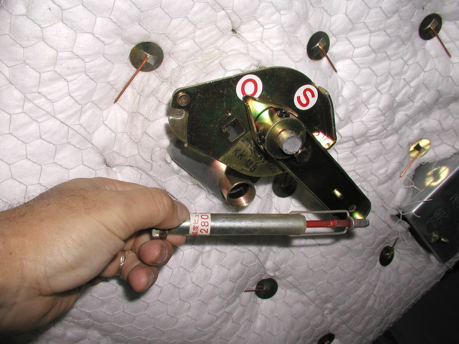 防火区画と延焼ラインを貫通する際の設置義務