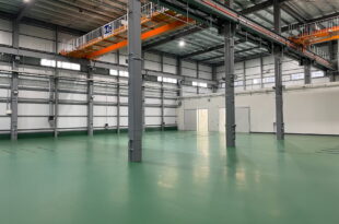 工場の床塗装の種類・特徴や耐用年数について解説