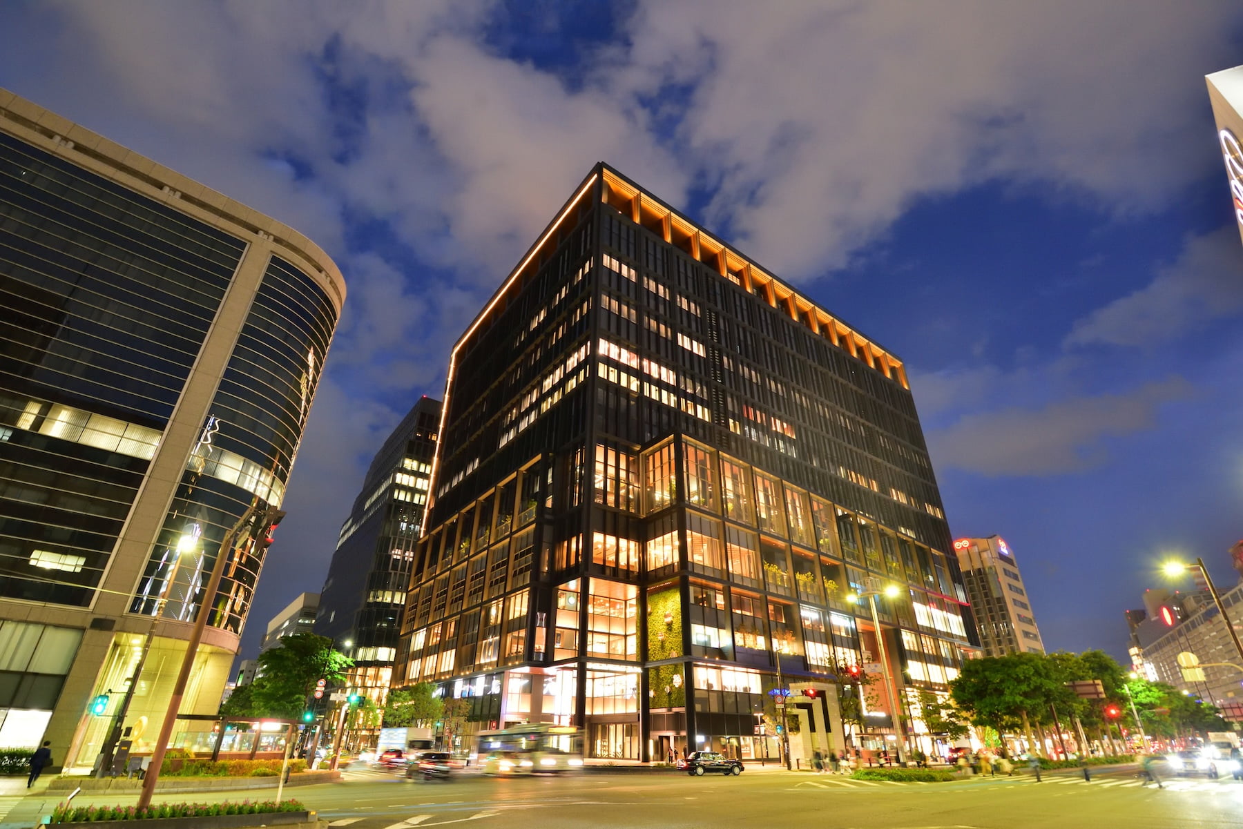 不特定多数の人が利用する特殊建築物の基準や耐火・準耐火構造化が義務について解説