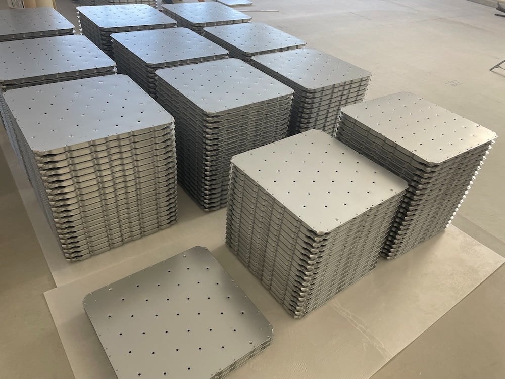 敷設前に検討すべき天井高への影響と耐荷重スペック